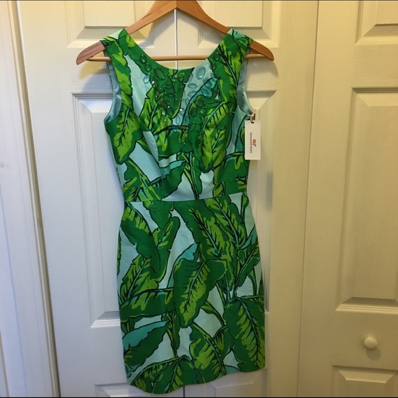 Vineyard Vines banana leaf dress - Picture 2 of 5